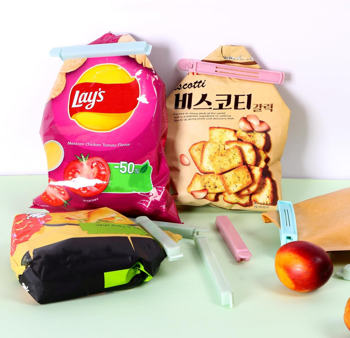 40 PCS Sealing Clip Bag Plastic Bag Chip Clips Large Size Food Bag Clips for Food Storage Kitchen and Home (5.9in x20, 4.72in x20)